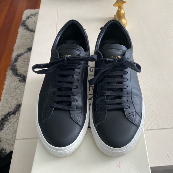 GIVENCHY PARIS - Picture 6 of 6